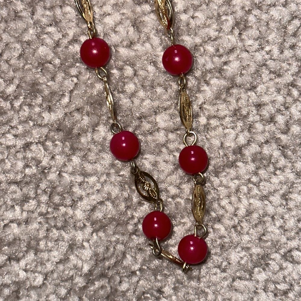 Beaded Necklace! - Picture 6 of 7